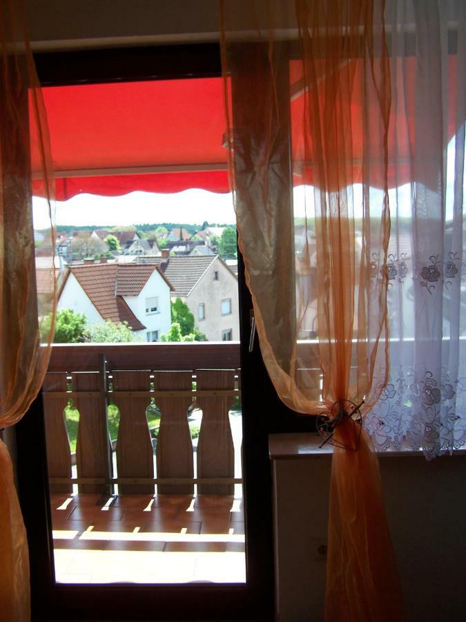 Bea's Monteurzimmer Seckach Exterior foto